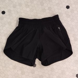 Lululemon tracker shorts